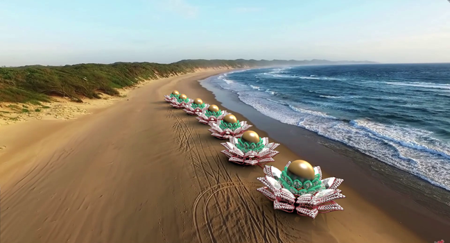 VFX Presentation  of a Loose Bracelet